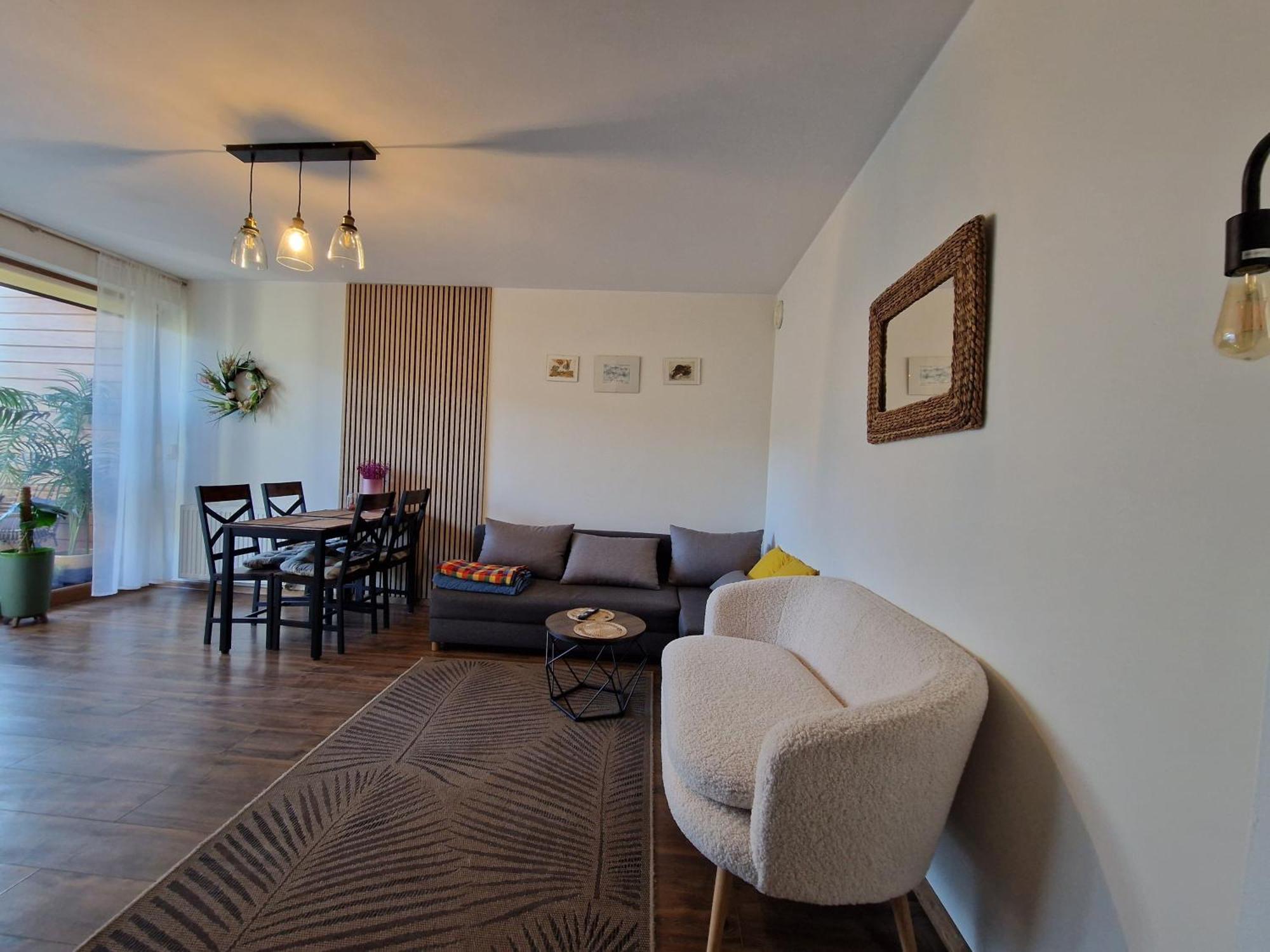 Komfortowy Apartament Dwupokojowy Z Tarasem I Garaz Ustka Bagian luar foto
